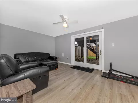 8031 Waterview Ct, Frederick, MD 21701 photo 32