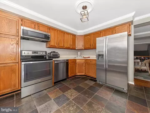 8031 Waterview Ct, Frederick, MD 21701 photo 8