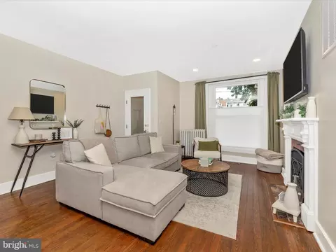 206 E Church St, Frederick, MD 21701 photo 9