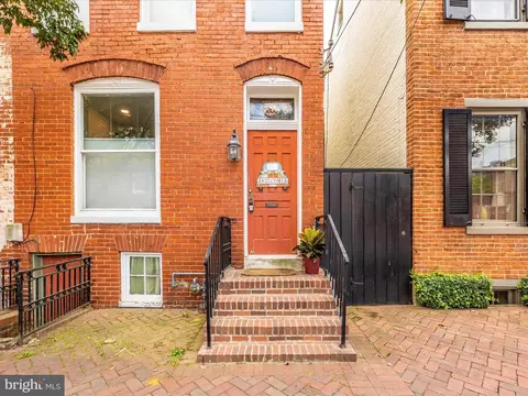 206 E Church St, Frederick, MD 21701 photo 2