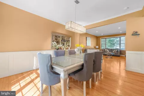 Dining - 9010 Harris St, Frederick, MD 21704 photo 4 of 4