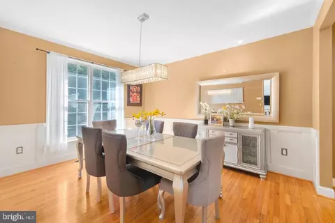Dining - 9010 Harris St, Frederick, MD 21704 photo 3 of 4