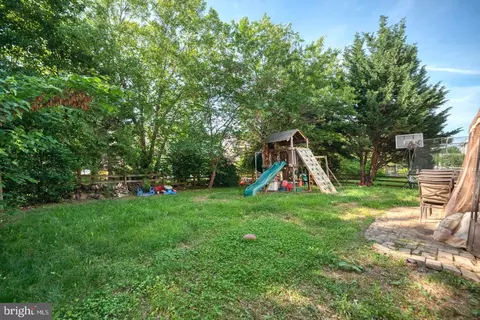 Exterior - 9010 Harris St, Frederick, MD 21704 photo 4 of 7