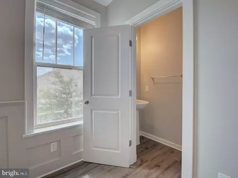 Entry Way - 1127 Lawler Dr, Frederick, MD 21702 photo 10 of 15