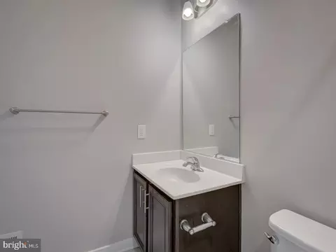 Bath - 1127 Lawler Dr, Frederick, MD 21702 photo 6 of 8