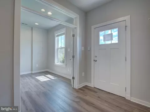 Entry Way - 1127 Lawler Dr, Frederick, MD 21702 photo 3 of 15
