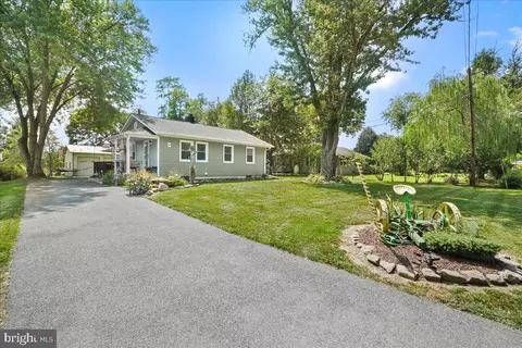 8 Sunset St, Thurmont, MD 21788