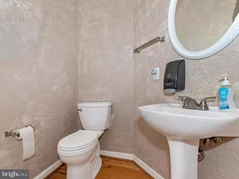 Bath - 1636 Coopers Way, Frederick, MD 21701 photo 1 of 6