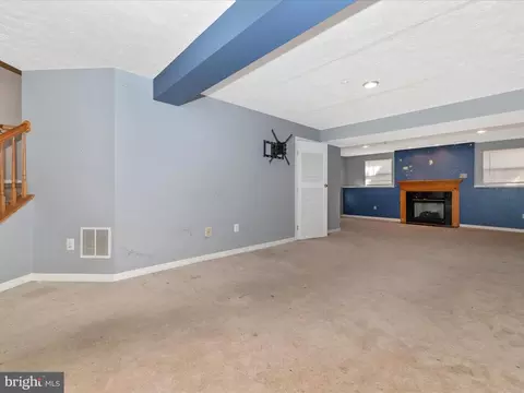 Living - 1636 Coopers Way, Frederick, MD 21701 photo 13 of 13