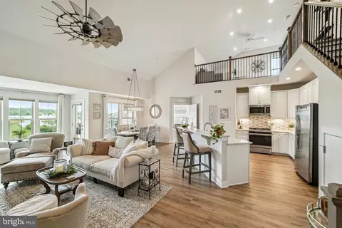 3412 Angelica Way #403, Frederick, MD 21704