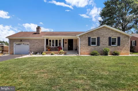 106 Laurel Ave, Thurmont, MD 21788