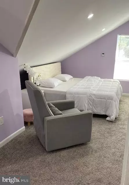 Bedroom - 917 Walnut St, Frederick, MD 21703 photo 4 of 7