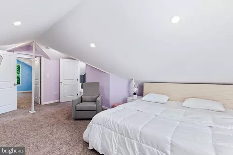 Bedroom - 917 Walnut St, Frederick, MD 21703 photo 2 of 7