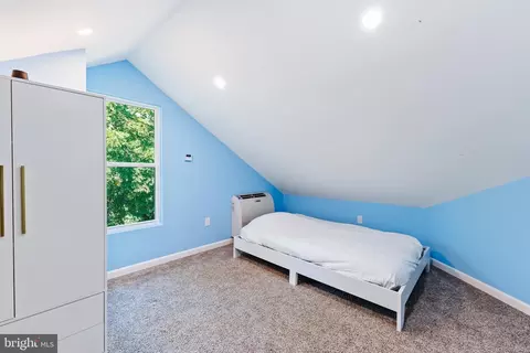 Bedroom - 917 Walnut St, Frederick, MD 21703 photo 3 of 7