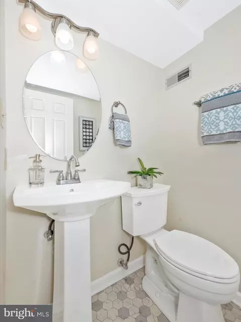 7993 Schooner Ct, Frederick, MD 21701 photo 19