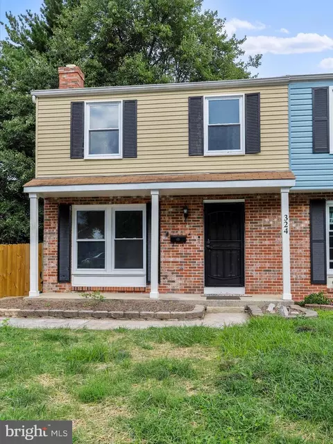 324 Heather Ridge Dr, Frederick, MD 21702