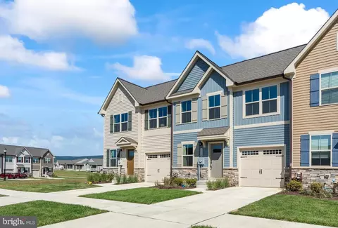 2488 Silver Leaf Dr, Frederick, MD 21702