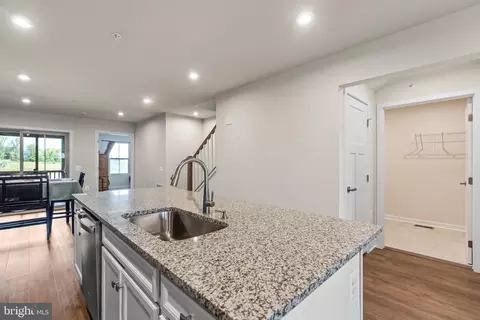 Entry Way - 2488 Silver Leaf Dr, Frederick, MD 21702 photo 6 of 14