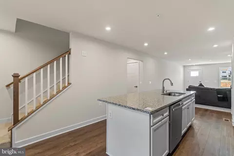 Entry Way - 2488 Silver Leaf Dr, Frederick, MD 21702 photo 5 of 14