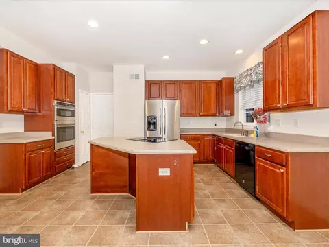 1020 Storrington Dr, Frederick, MD 21702 photo 10