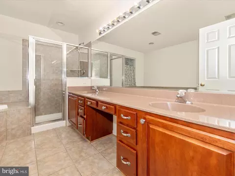 1020 Storrington Dr, Frederick, MD 21702 photo 27
