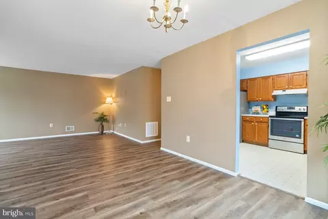 5682 Barberry Ct, Frederick, MD 21703 photo 17