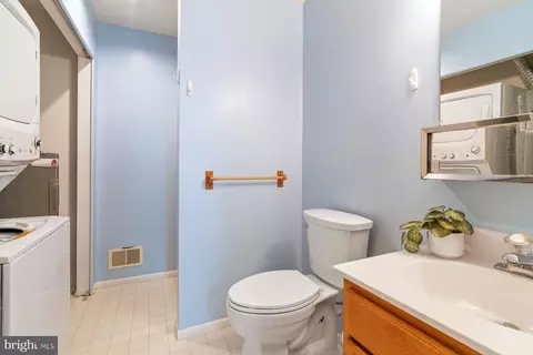 5682 Barberry Ct, Frederick, MD 21703 photo 18