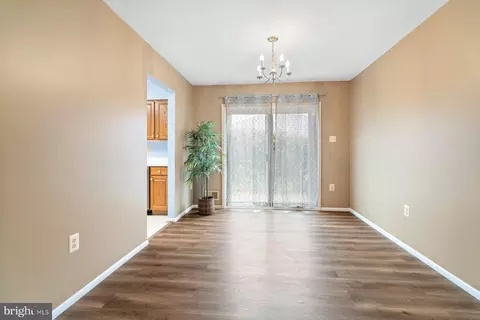 5682 Barberry Ct, Frederick, MD 21703 photo 6