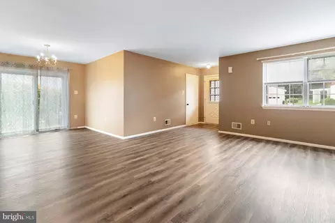 5682 Barberry Ct, Frederick, MD 21703 photo 8