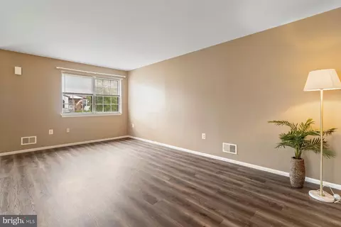 5682 Barberry Ct, Frederick, MD 21703 photo 7