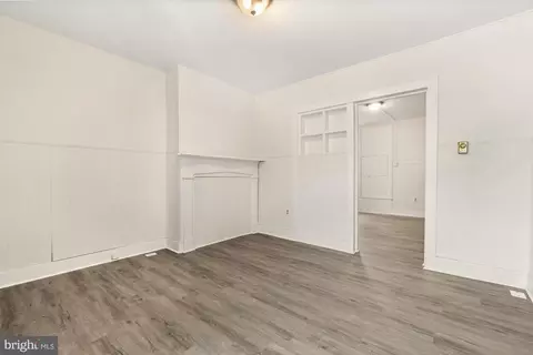 Living - 12 W 7th St, Frederick, MD 21701 photo 3 of 4