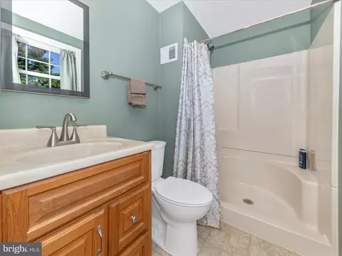 Bath - 6581 Whetstone Dr, Frederick, MD 21703 photo 1 of 3