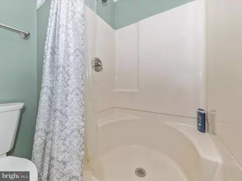 Bath - 6581 Whetstone Dr, Frederick, MD 21703 photo 2 of 3