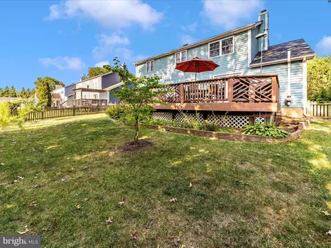 Exterior - 6581 Whetstone Dr, Frederick, MD 21703 photo 4 of 7