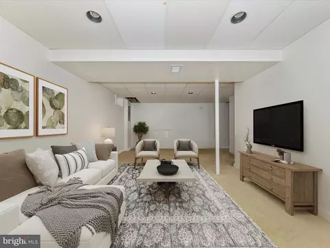 Living - 6581 Whetstone Dr, Frederick, MD 21703 photo 5 of 5