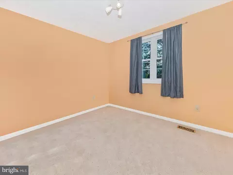 Bedroom - 6581 Whetstone Dr, Frederick, MD 21703 photo 3 of 7