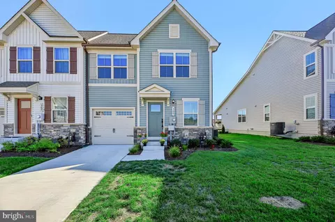 360 Shortleaf Cir, Frederick, MD 21702