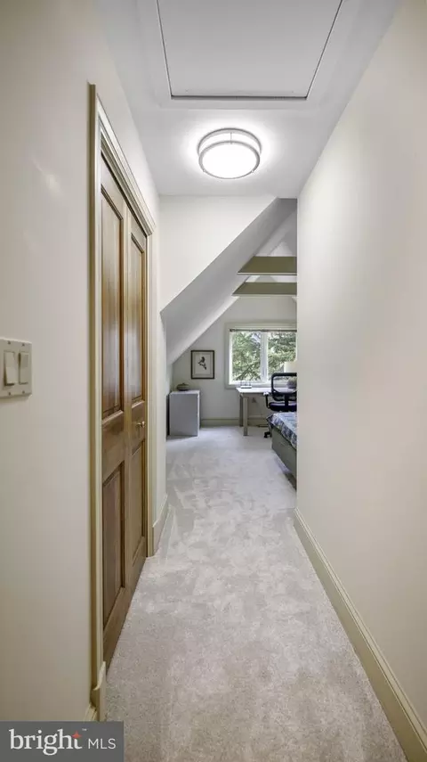 Entry Way - 607 Lindbergh Ct, Frederick, MD 21701 photo 9 of 13