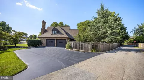 Exterior - 607 Lindbergh Ct, Frederick, MD 21701 photo 10 of 26