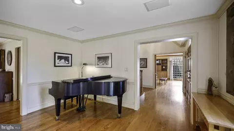 Entry Way - 607 Lindbergh Ct, Frederick, MD 21701 photo 4 of 13