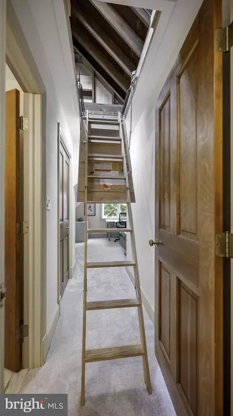 Entry Way - 607 Lindbergh Ct, Frederick, MD 21701 photo 10 of 13