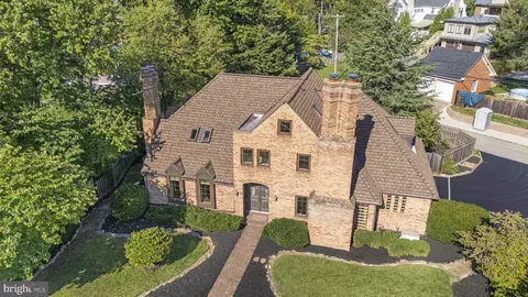 Exterior - 607 Lindbergh Ct, Frederick, MD 21701 photo 2 of 26