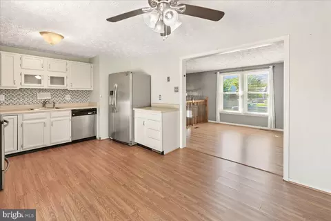 1213 Schaffer Dr, Frederick, MD 21702 photo 7