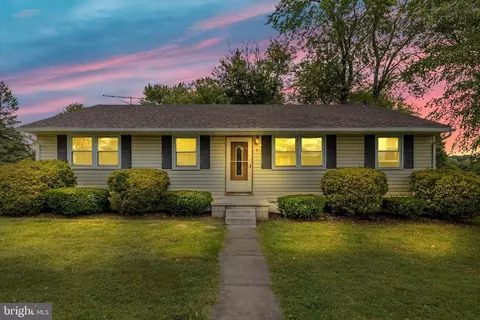 3 Mountain View Cir, Thurmont, MD 21788