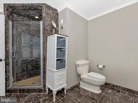 Bath - 35 E Main St E, Middletown, MD 21769 photo 6 of 10