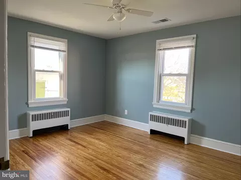 Bedroom - 35 E Main St E, Middletown, MD 21769 photo 11 of 14