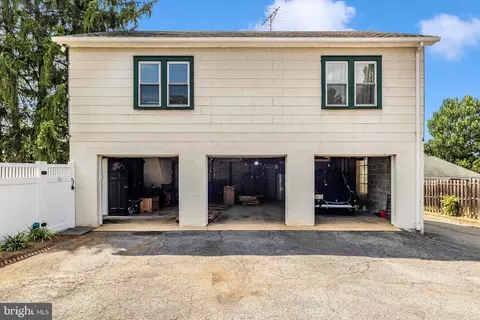 Exterior - 35 E Main St E, Middletown, MD 21769 photo 23 of 25