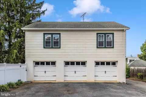 Exterior - 35 E Main St E, Middletown, MD 21769 photo 19 of 25