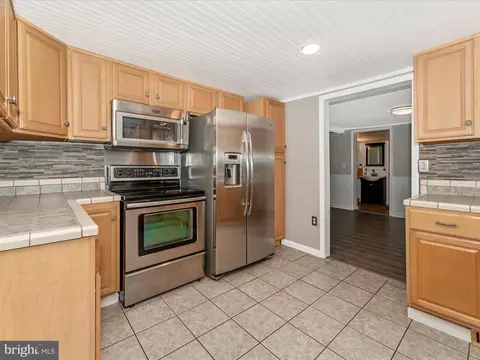 5638 Bartonsville Rd, Frederick, MD 21704 photo 8