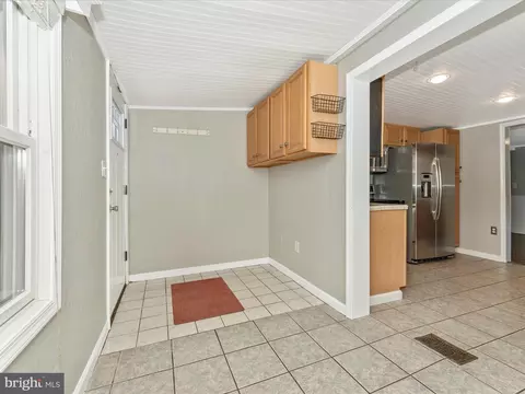 5638 Bartonsville Rd, Frederick, MD 21704 photo 4